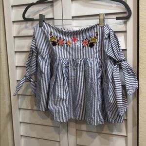 Zara off the shoulders blouse, size S